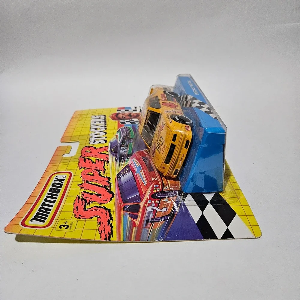 Matchbox Super Stockers Ernie Irvan 4 Kodak Racing Lumina 1992 Daytona Winner